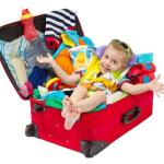 Quero viajar com meu filho menor de idade. Eu preciso da autorização do pai?