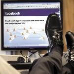 Entrar no Facebook no horário de trabalho dá justa causa?