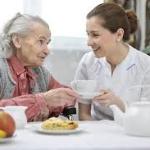 O bem estar do idoso: clínica geriátrica x ambiente familiar