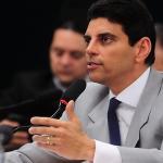 Projeto não proibirá pessoas de falar mal de políticos, diz deputado