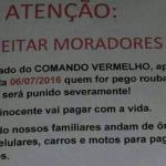'Quem for pego roubando será punido severamente': o cartaz anticrime atribuído ao Comando Vermelho