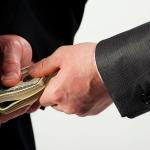 Em tempos de selvagem competição capitalista, de onde vem a propina?