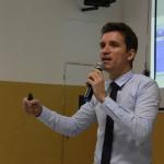 Especialista aponta que o diálogo é o principal