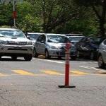 Flamboyant terá de indenizar consumidora que caiu em vala de estacionamento