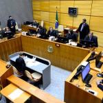 Mantida indenização de R$ 5 mil por ofensa racista em estádio de futebol.