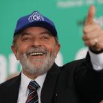 Lula é condenado a 9 anos e 6 meses no caso do Triplex