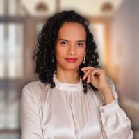 Advogado Ana Carneiro