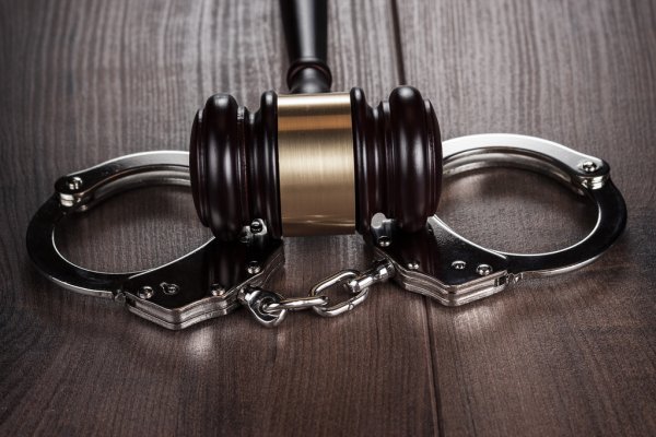 Resumo do Crime de Roubo: | Jusbrasil